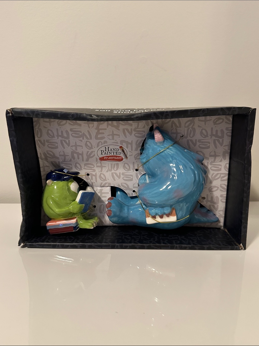 Disney Pixar Monsters Inc.
Mike & Sully Salt and Pepper Shakers